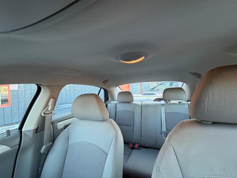 Chevrolet Malibu LS 2011