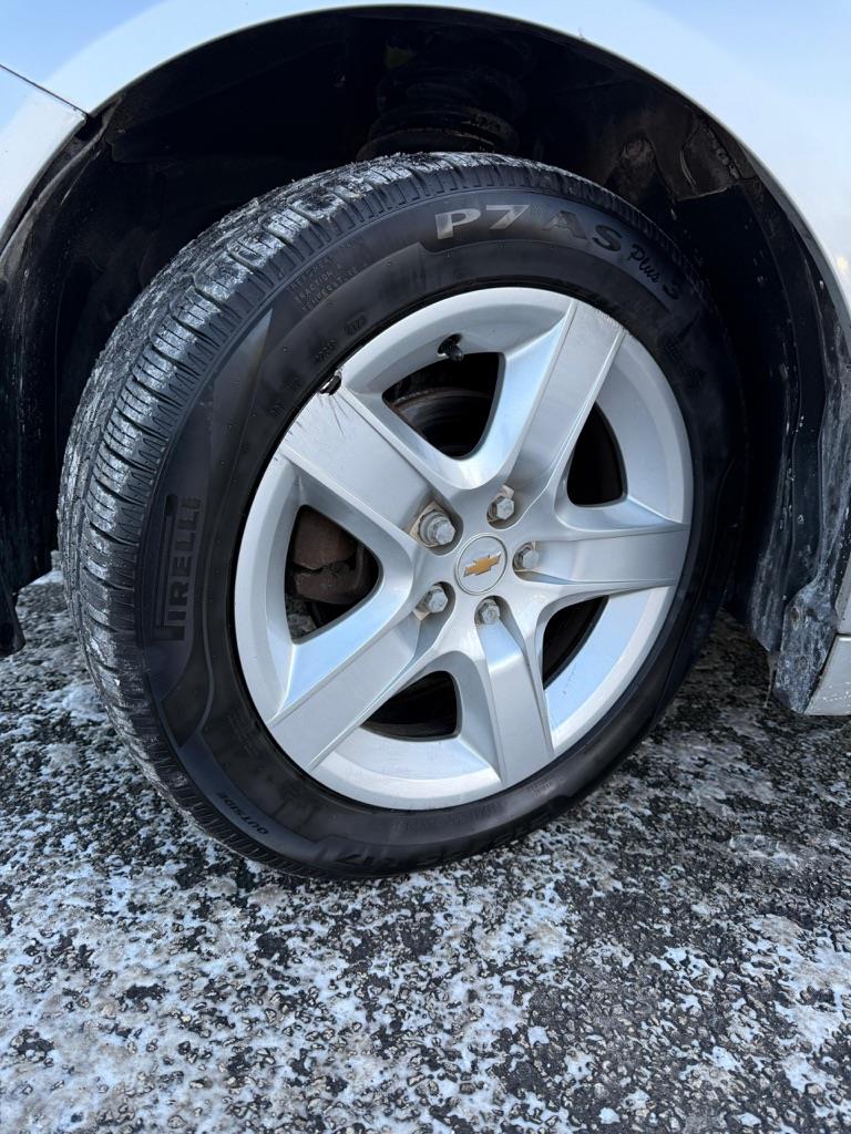 Chevrolet Malibu LS 2011