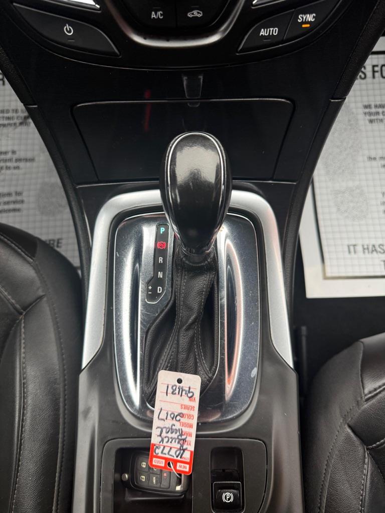 Buick Regal Premium II 2017