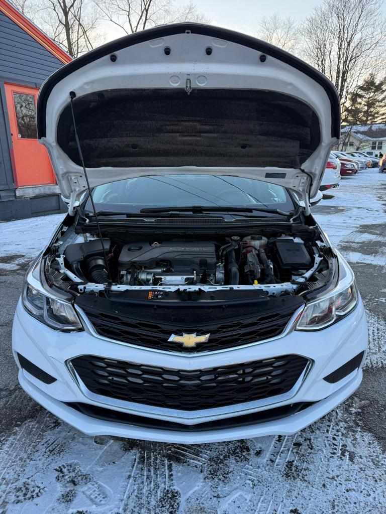 Chevrolet Cruze LS Auto 2017