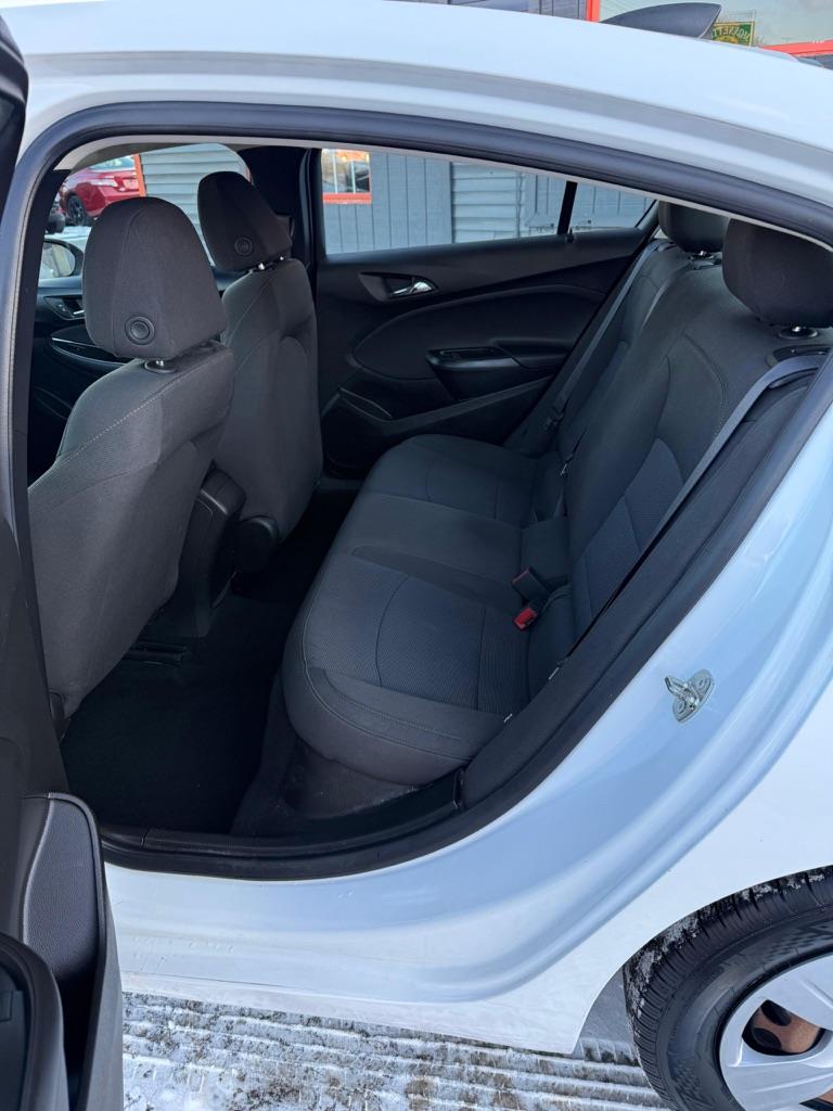 Chevrolet Cruze LS Auto 2017