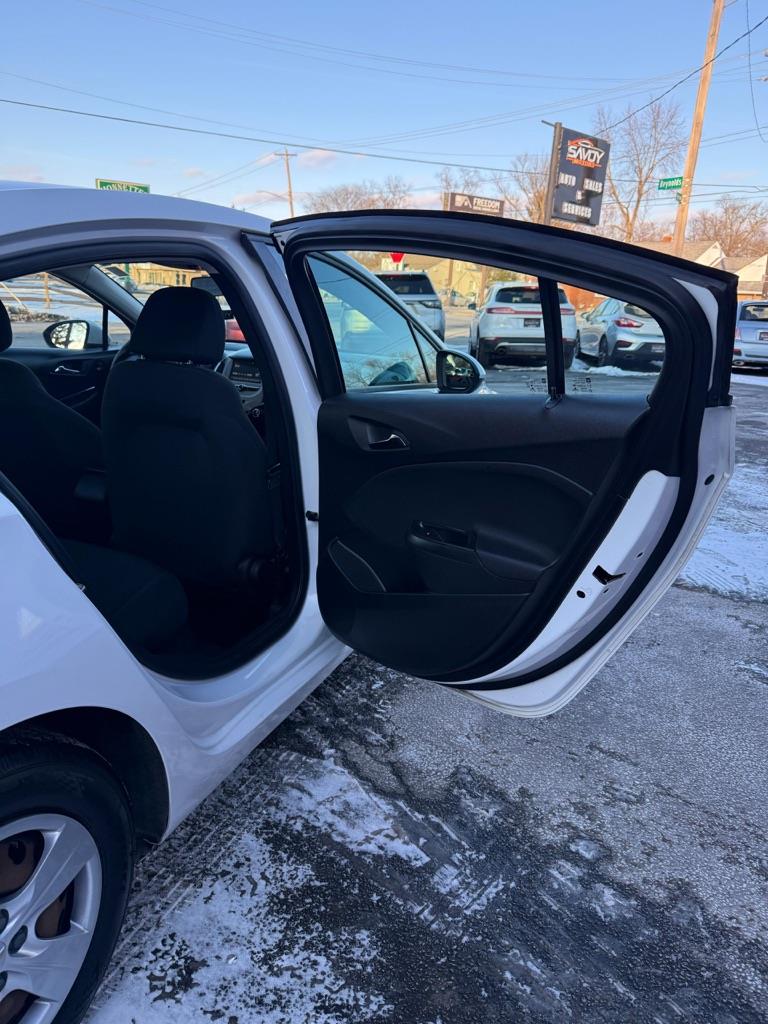 Chevrolet Cruze LS Auto 2017