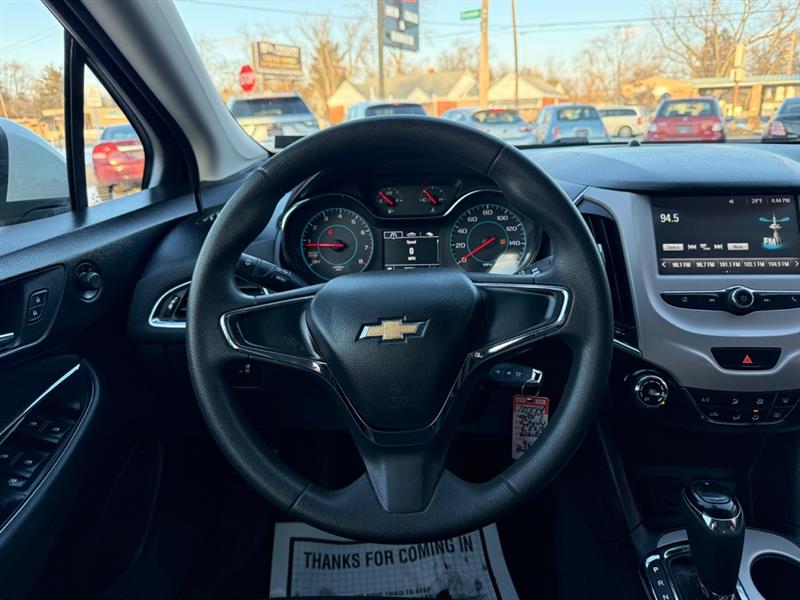 Chevrolet Cruze LS Auto 2017