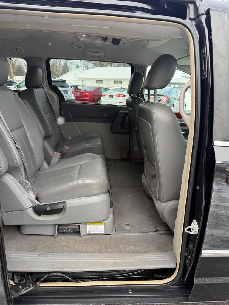 Chrysler Town & Country Touring 2009