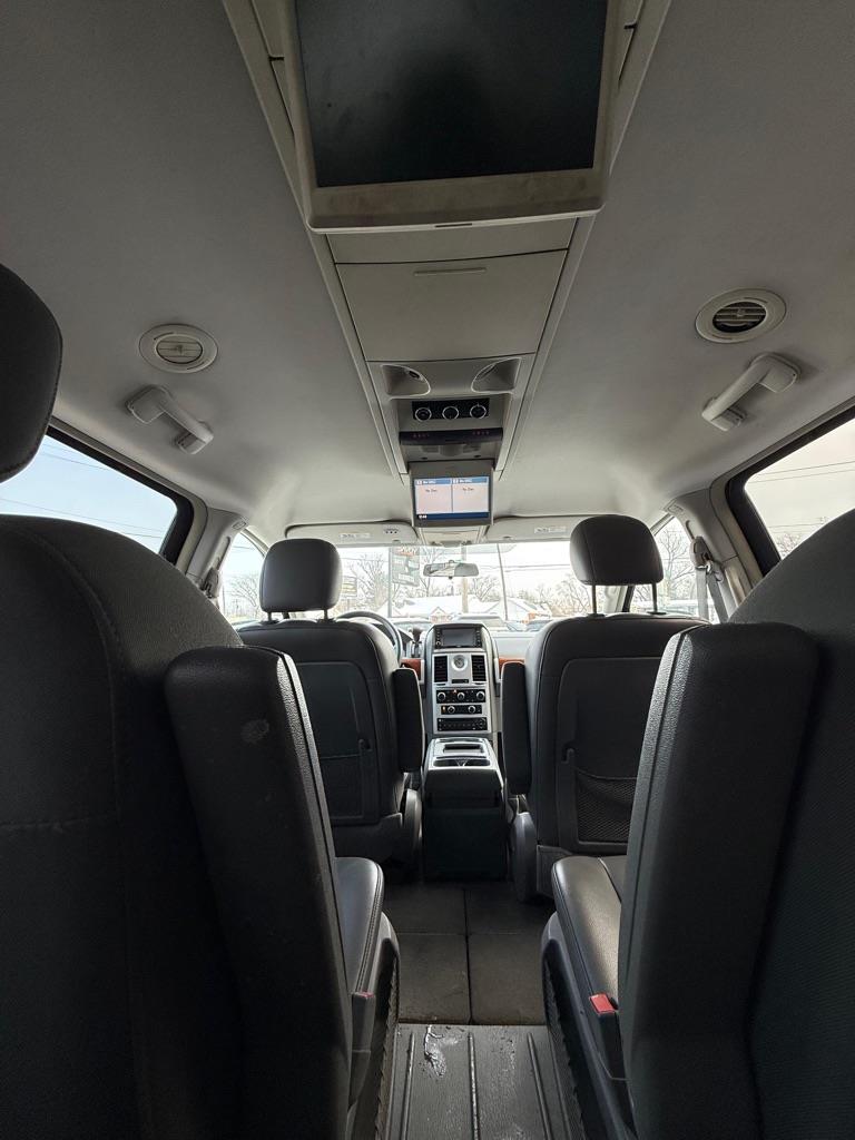 Chrysler Town & Country Touring 2009