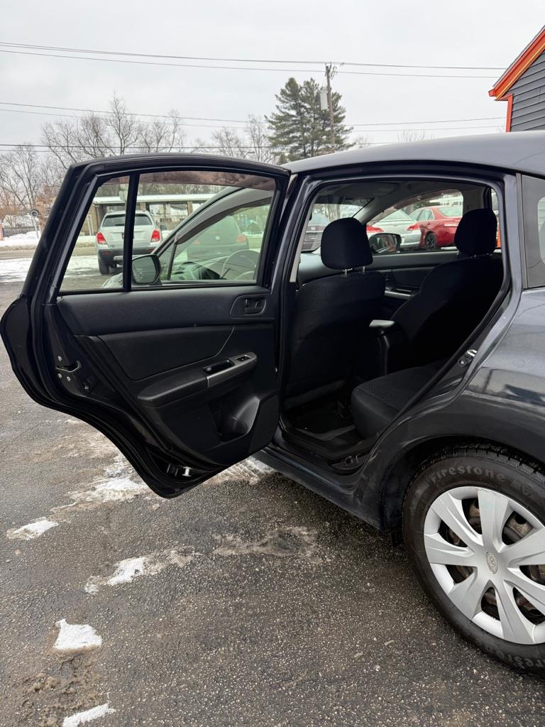 Subaru Impreza 2.0i PZEV CVT 5-Door 2015