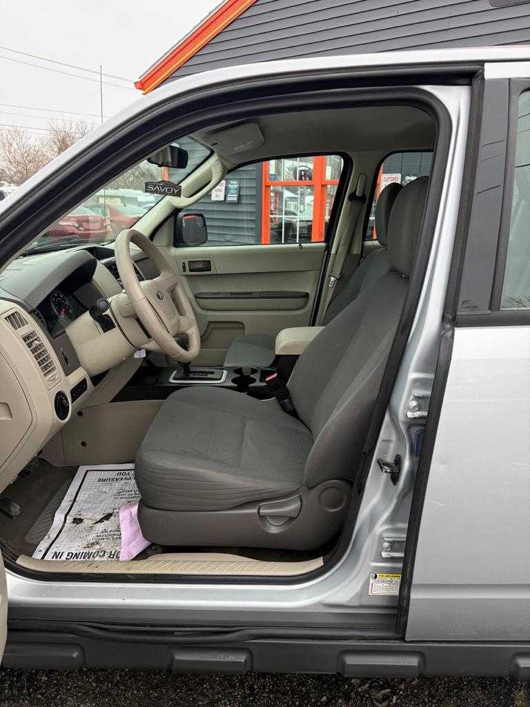 Ford Escape XLS FWD 2012