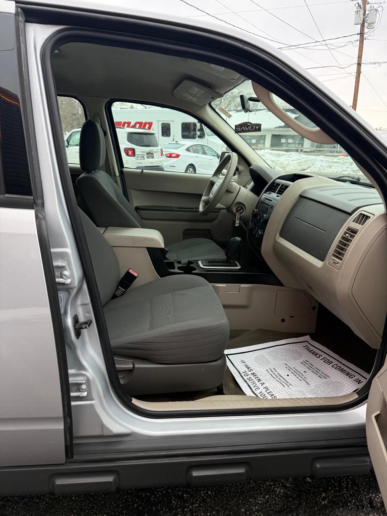 Ford Escape XLS FWD 2012