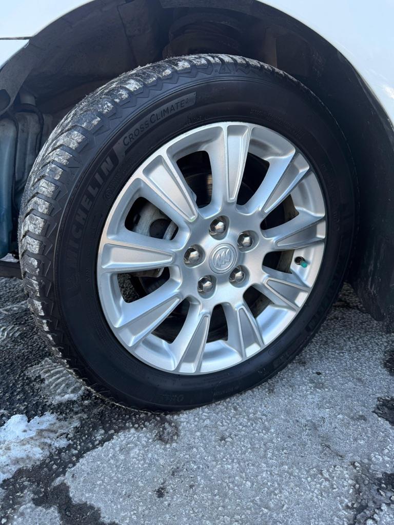 Buick LaCrosse Leather Package 2013