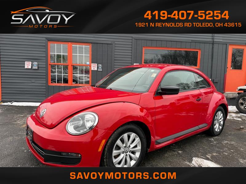 2013 Volkswagen Beetle 2.5L w/Sunroof Sound & Nav