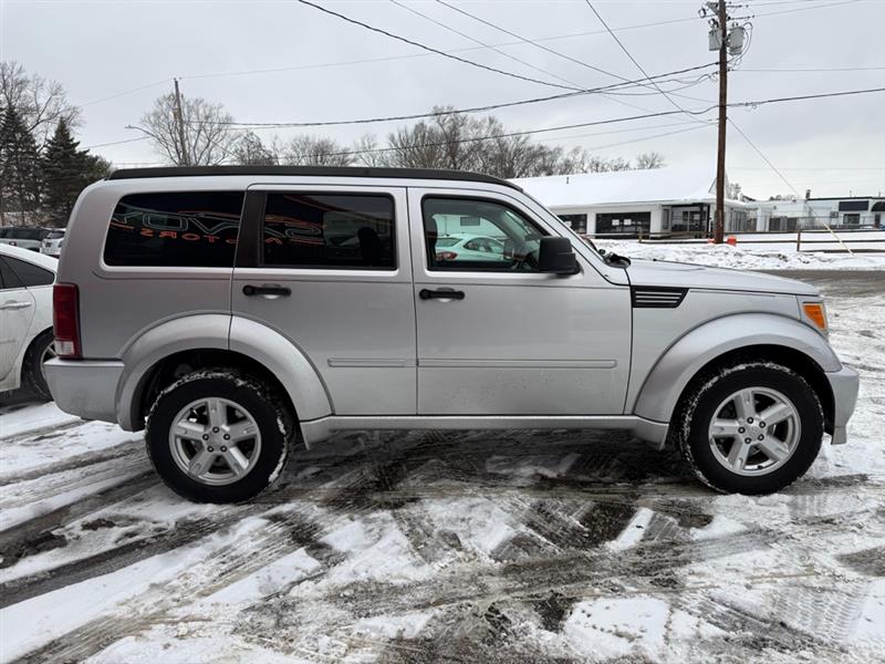 Dodge Nitro SXT 2WD 2011
