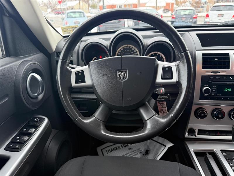 Dodge Nitro SXT 2WD 2011