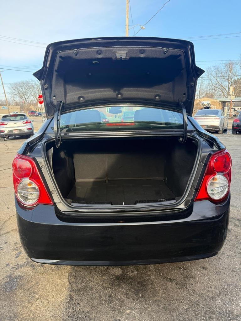 Chevrolet Sonic LT Auto Sedan 2013