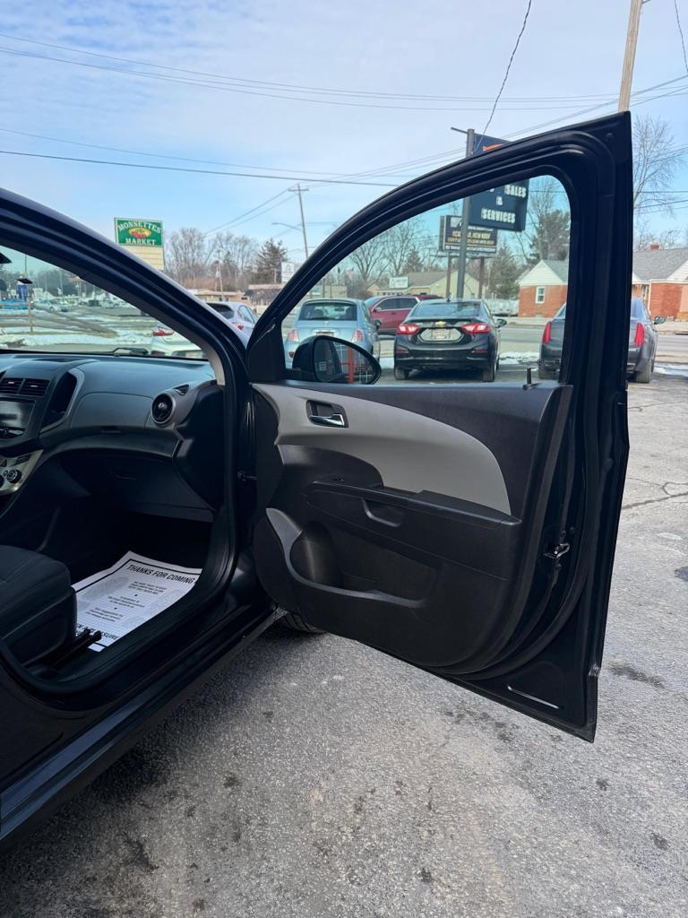 Chevrolet Sonic LT Auto Sedan 2013