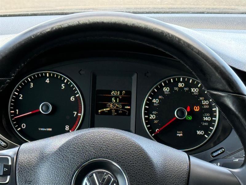 Volkswagen Jetta SE 2012