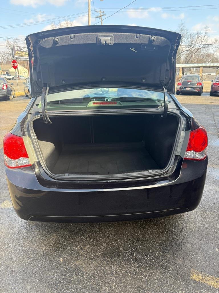 Chevrolet Cruze LS Auto 2014