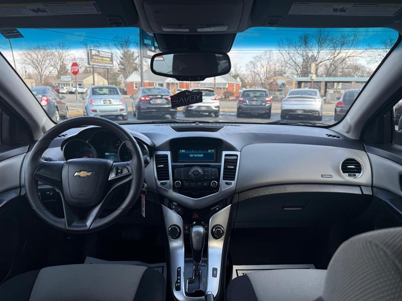 Chevrolet Cruze LS Auto 2014