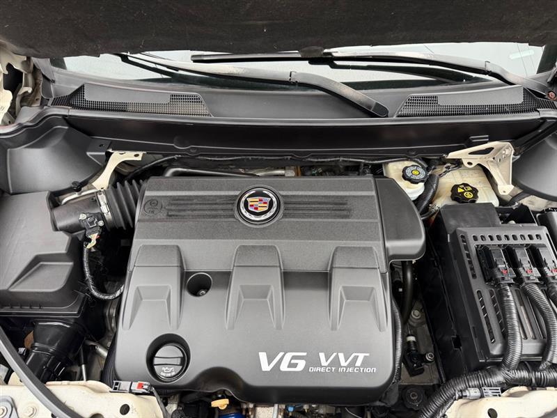 Cadillac SRX Luxury 2012