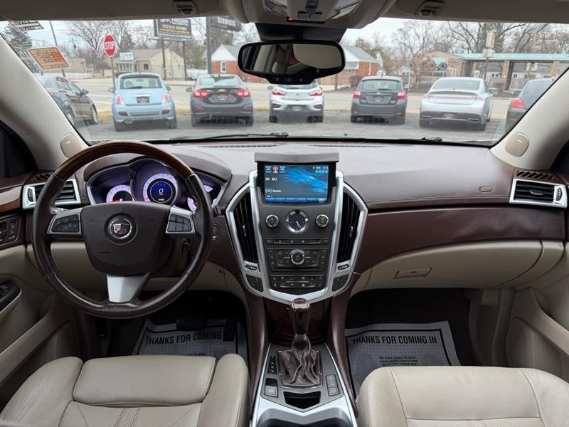 Cadillac SRX Luxury 2012