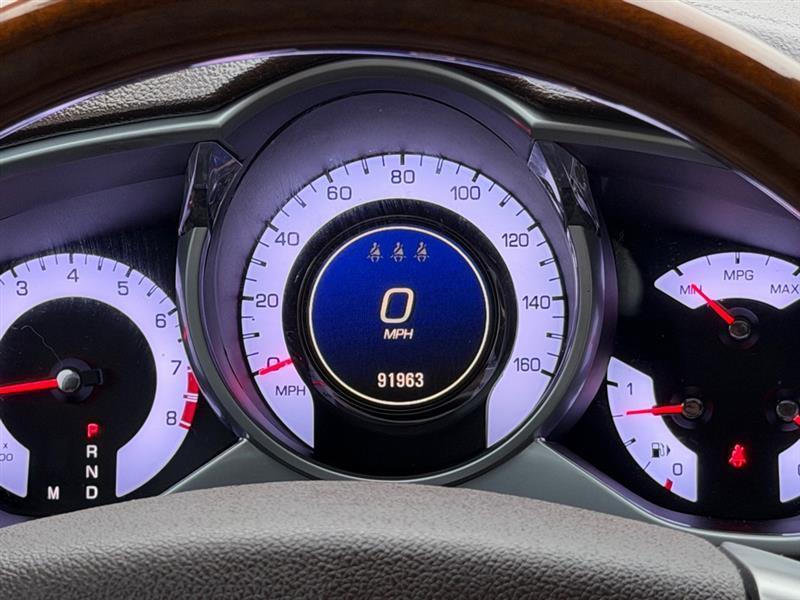 Cadillac SRX Luxury 2012