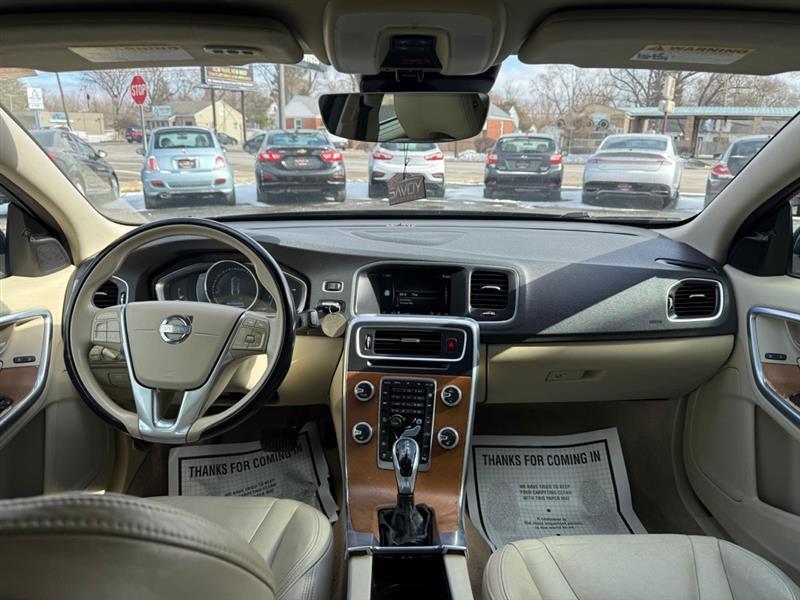 Volvo S60 T5 Drive-E Premier FWD 2016