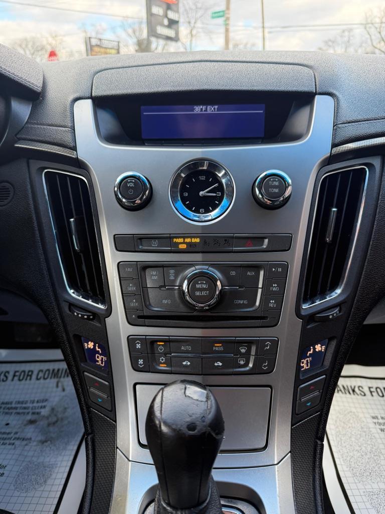 Cadillac CTS 3.0L Base 2011