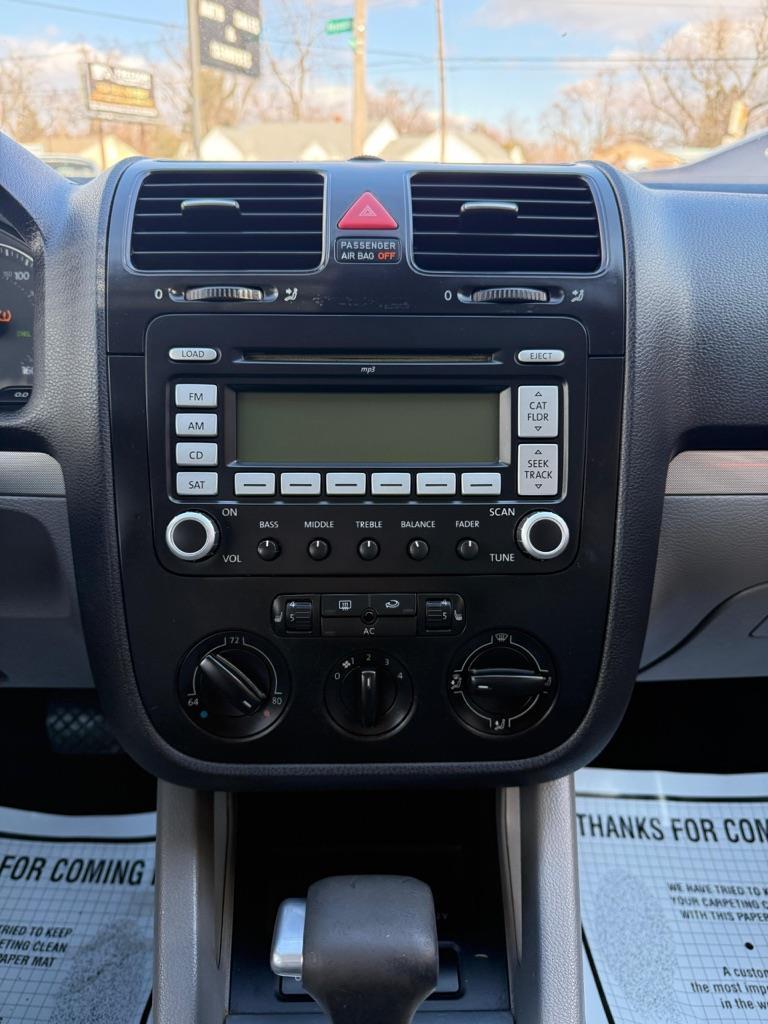 Volkswagen Jetta SE 2008