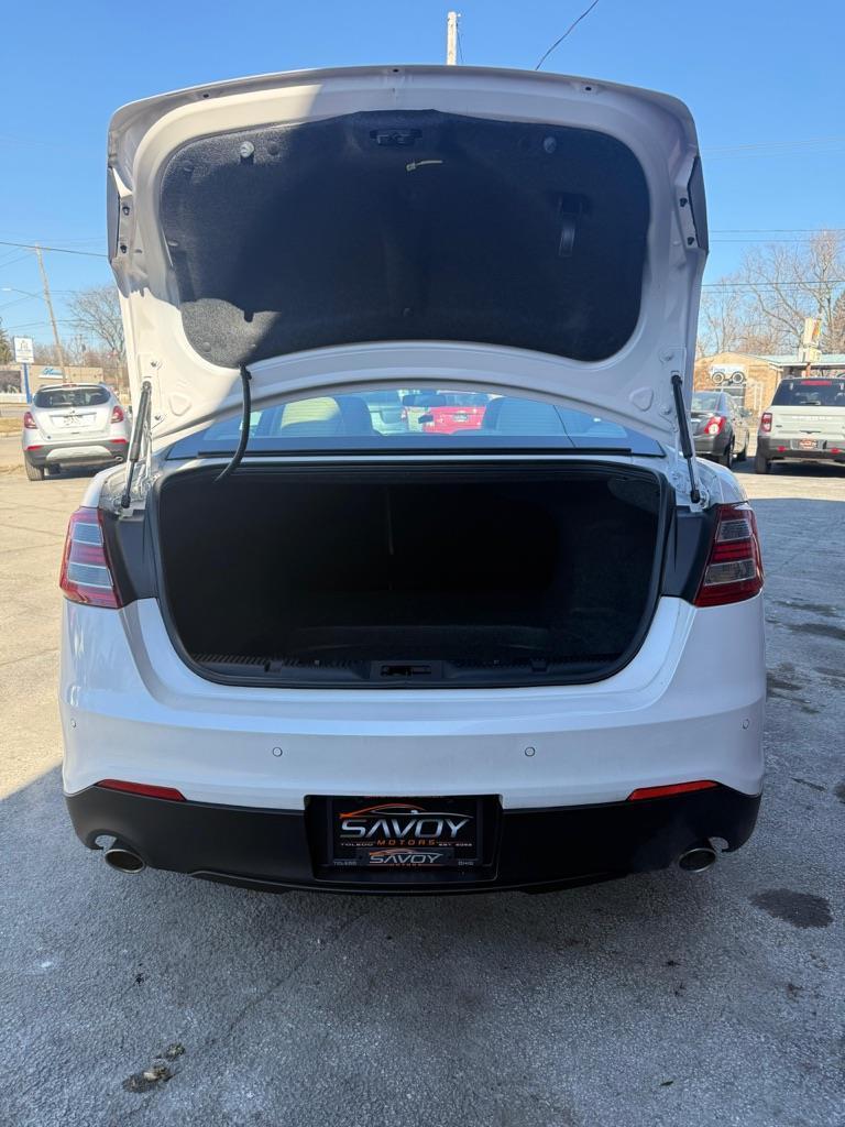 Ford Taurus SEL FWD 2016