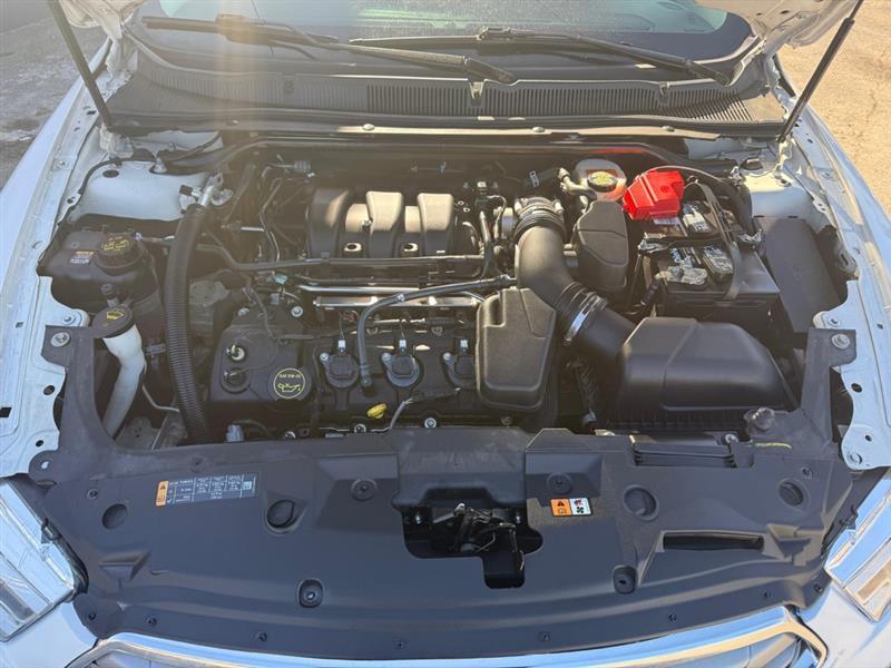 Ford Taurus SEL FWD 2016