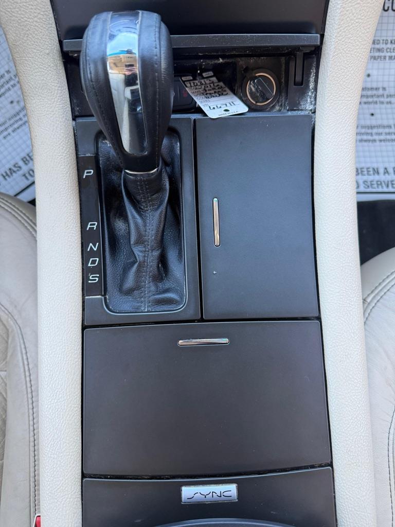 Ford Taurus SEL FWD 2016