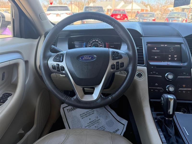 Ford Taurus SEL FWD 2016