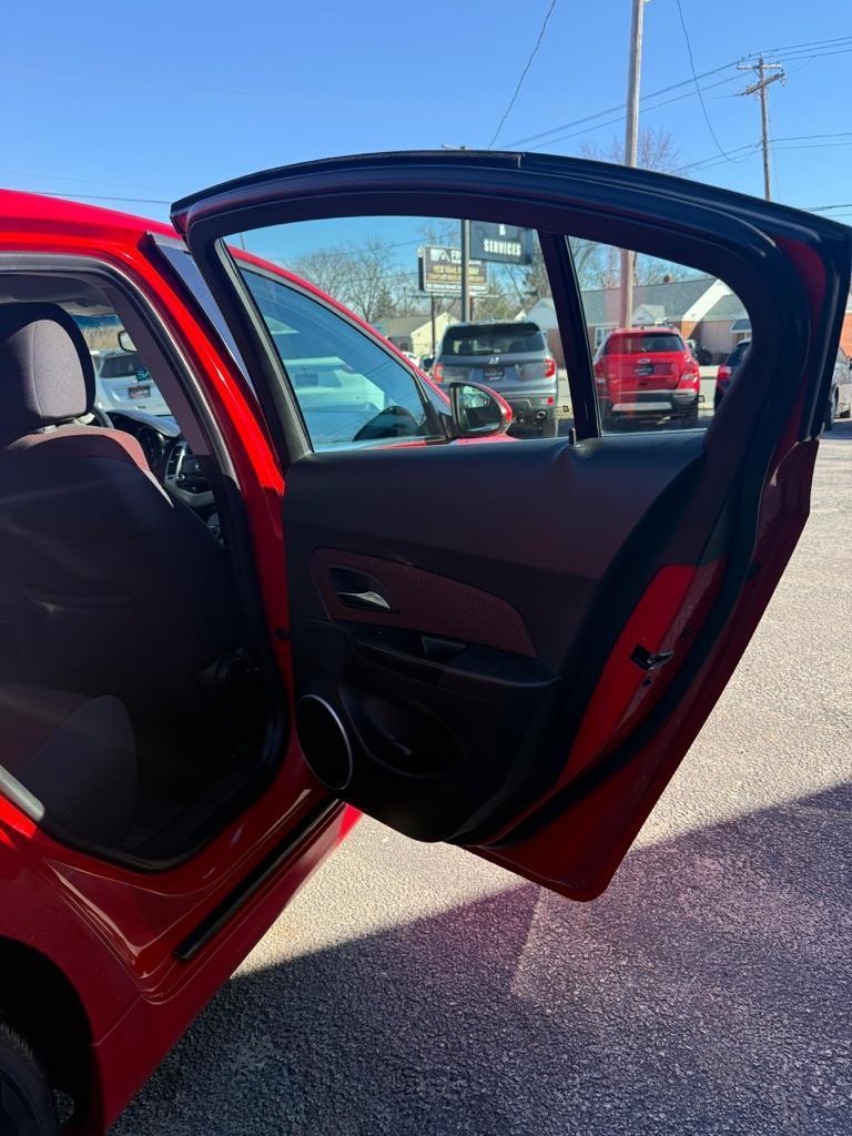 Chevrolet Cruze 1LT 2012