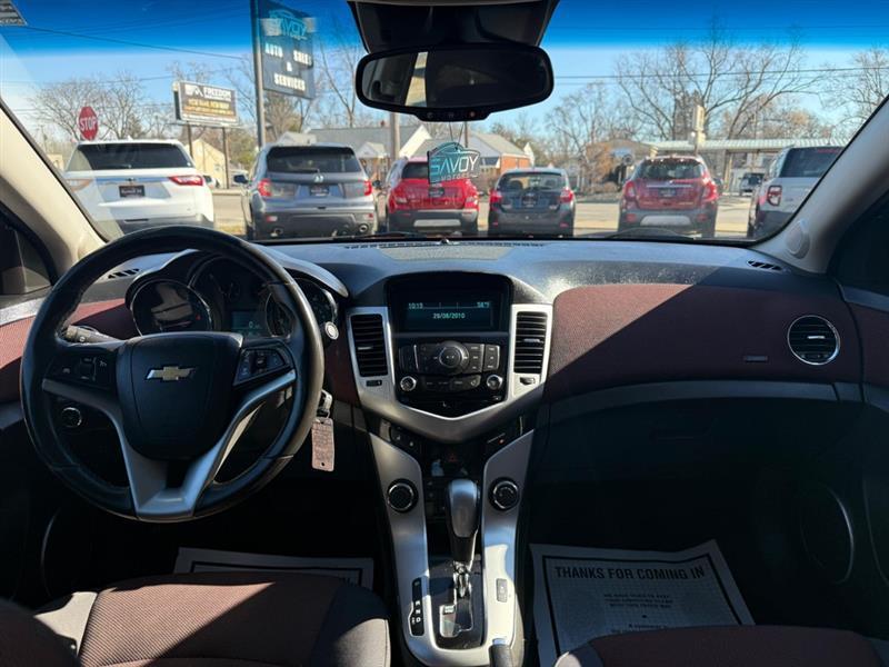 Chevrolet Cruze 1LT 2012