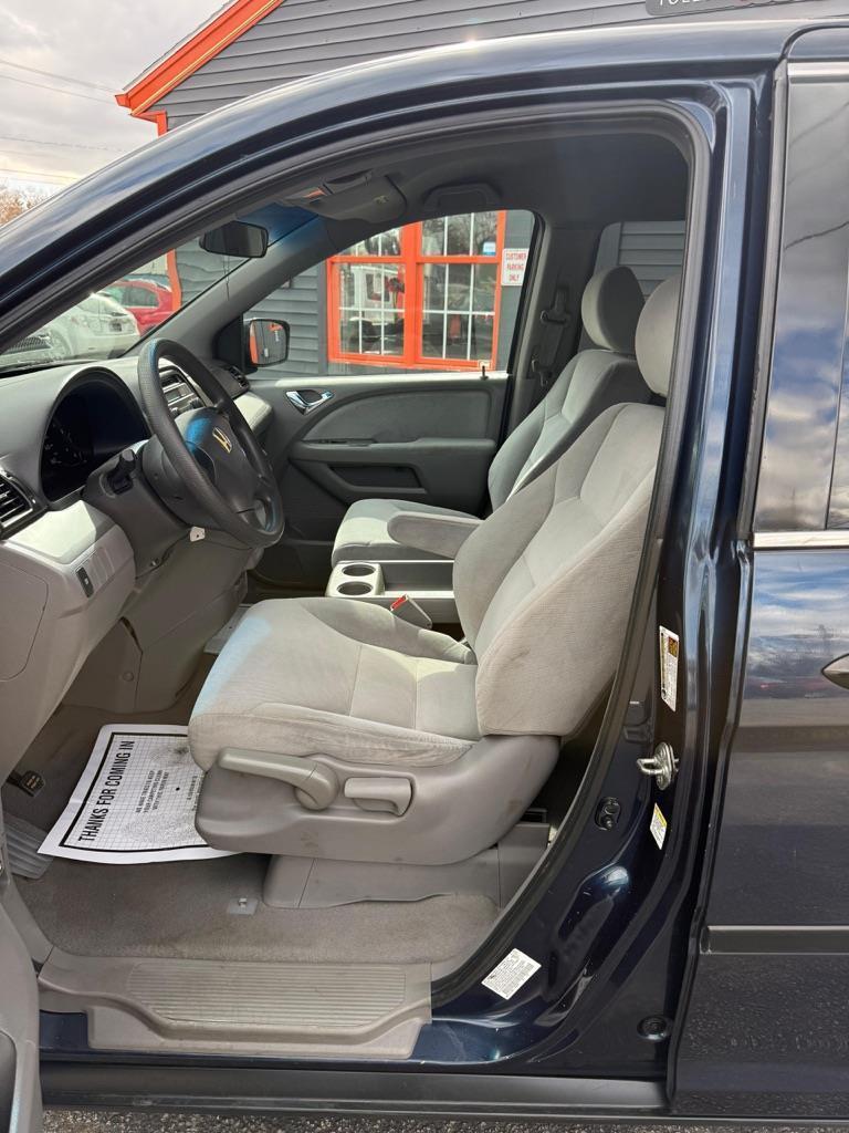 Honda Odyssey LX 2010