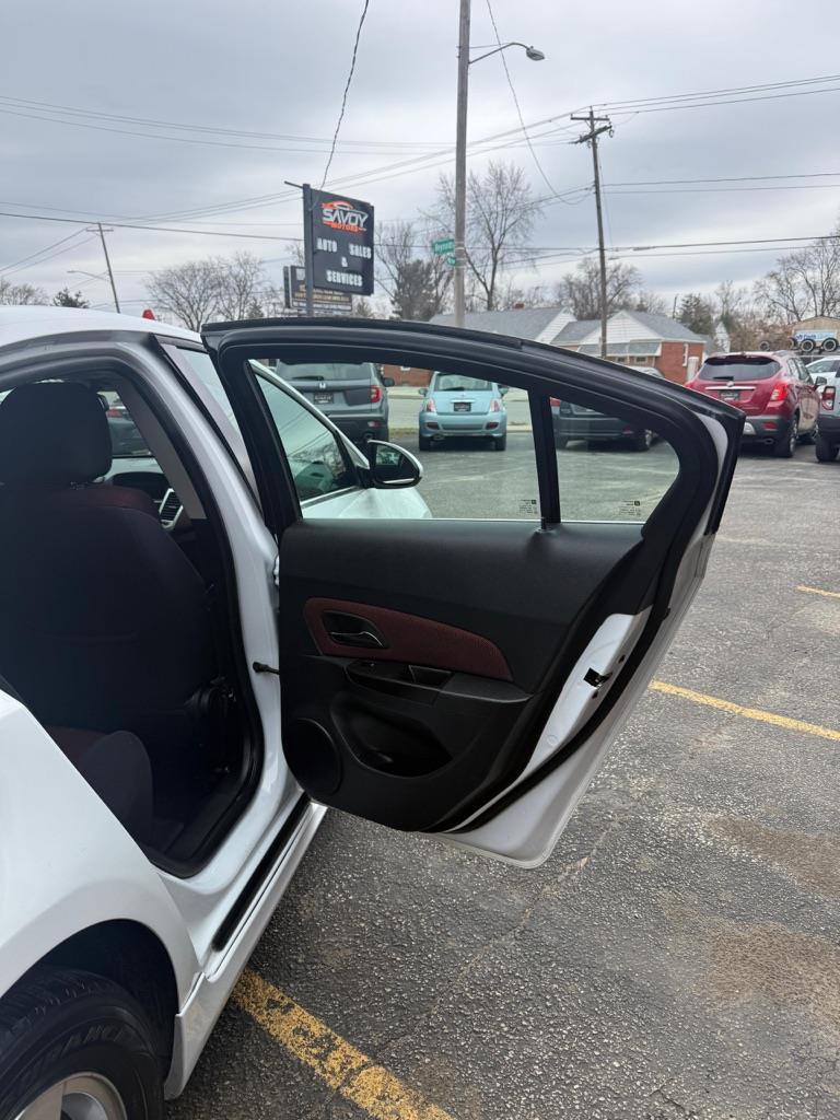 Chevrolet Cruze 1LT 2012