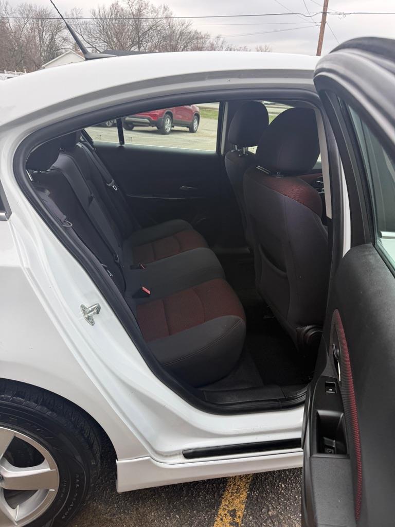 Chevrolet Cruze 1LT 2012