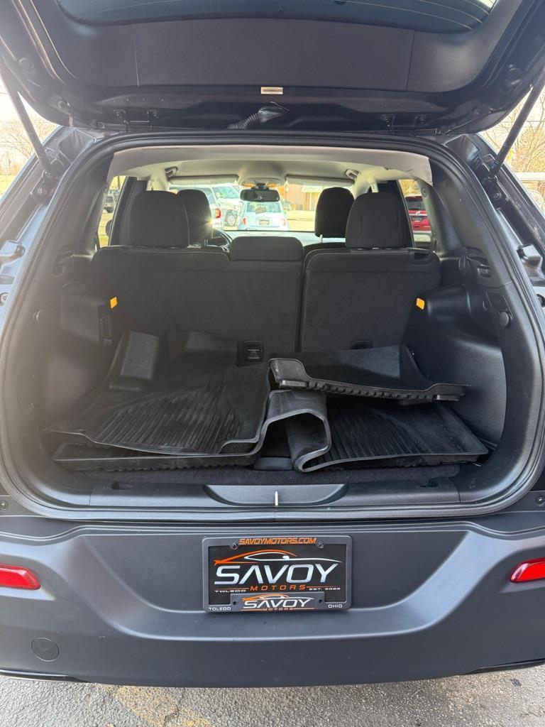 Jeep Cherokee Sport 4WD 2016