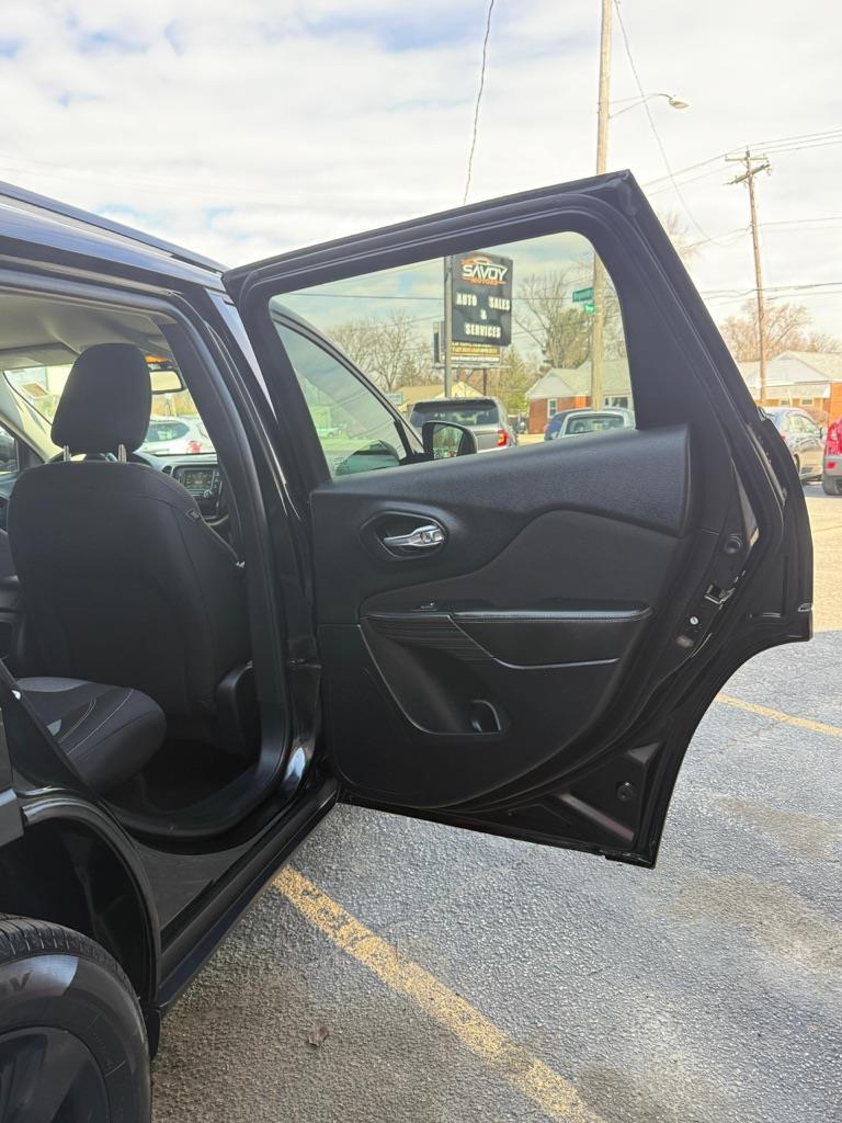 Jeep Cherokee Sport 4WD 2016