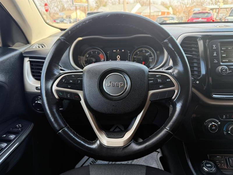 Jeep Cherokee Sport 4WD 2016