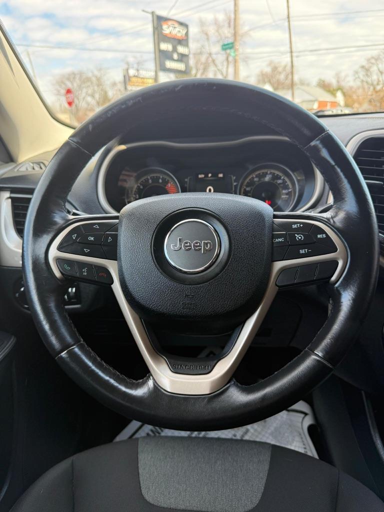 Jeep Cherokee Sport 4WD 2016