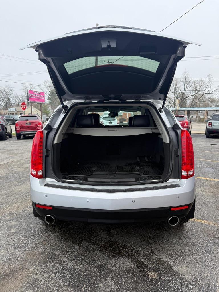 Cadillac SRX Luxury Collection 2011