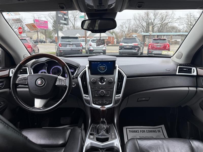 Cadillac SRX Luxury Collection 2011