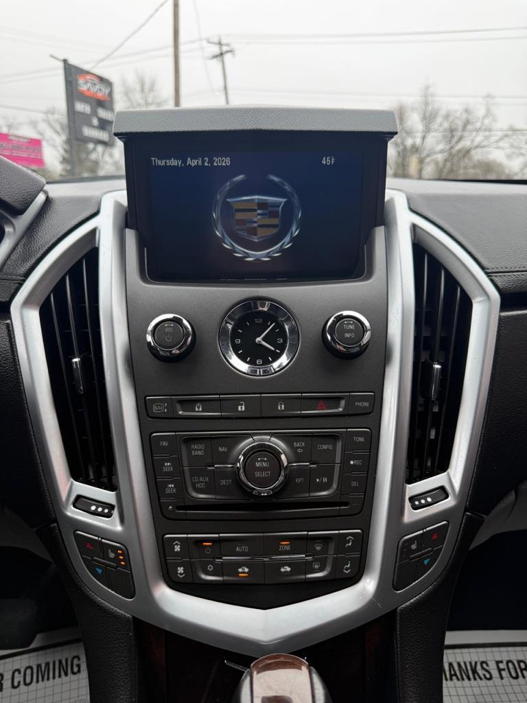 Cadillac SRX Luxury Collection 2011