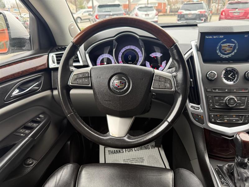 Cadillac SRX Luxury Collection 2011