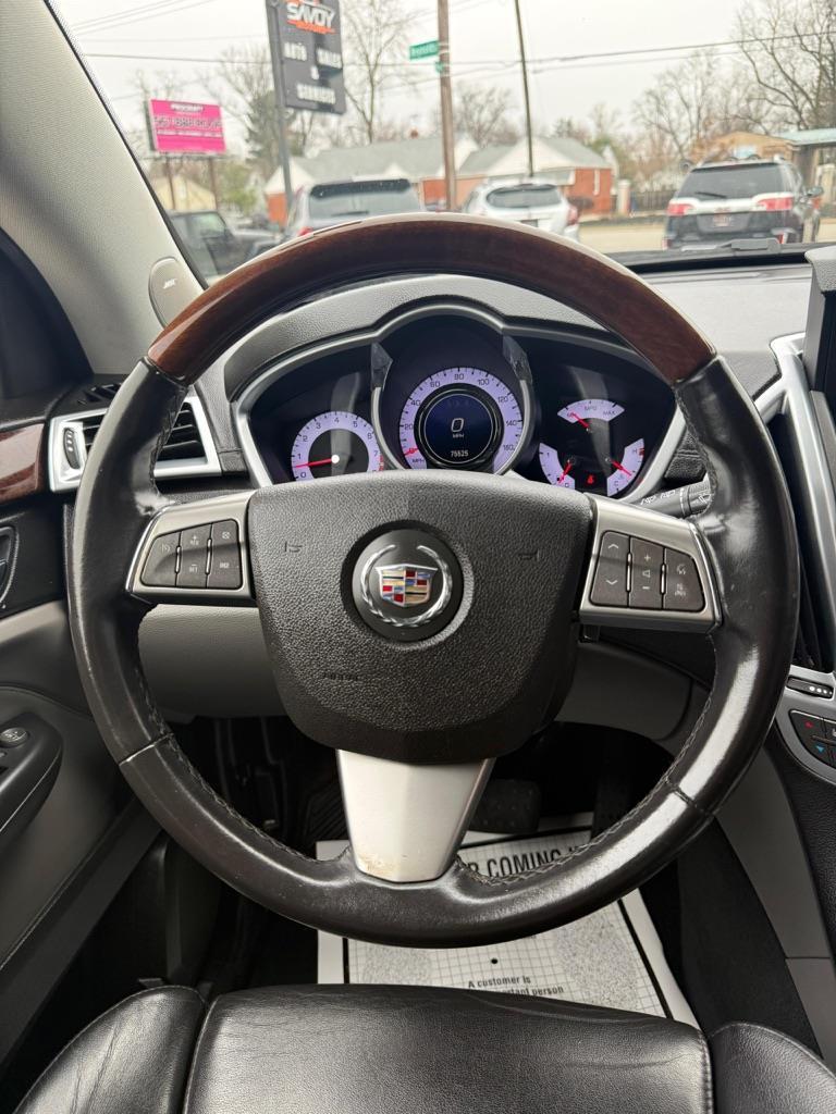 Cadillac SRX Luxury Collection 2011