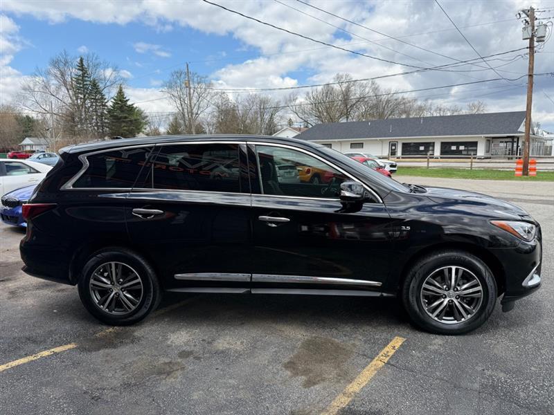 Infiniti QX60 Base AWD 2016