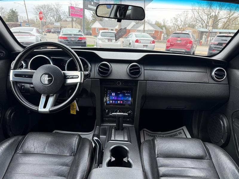 Ford Mustang V6 Premium Coupe 2008