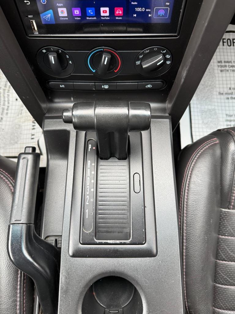 Ford Mustang V6 Premium Coupe 2008