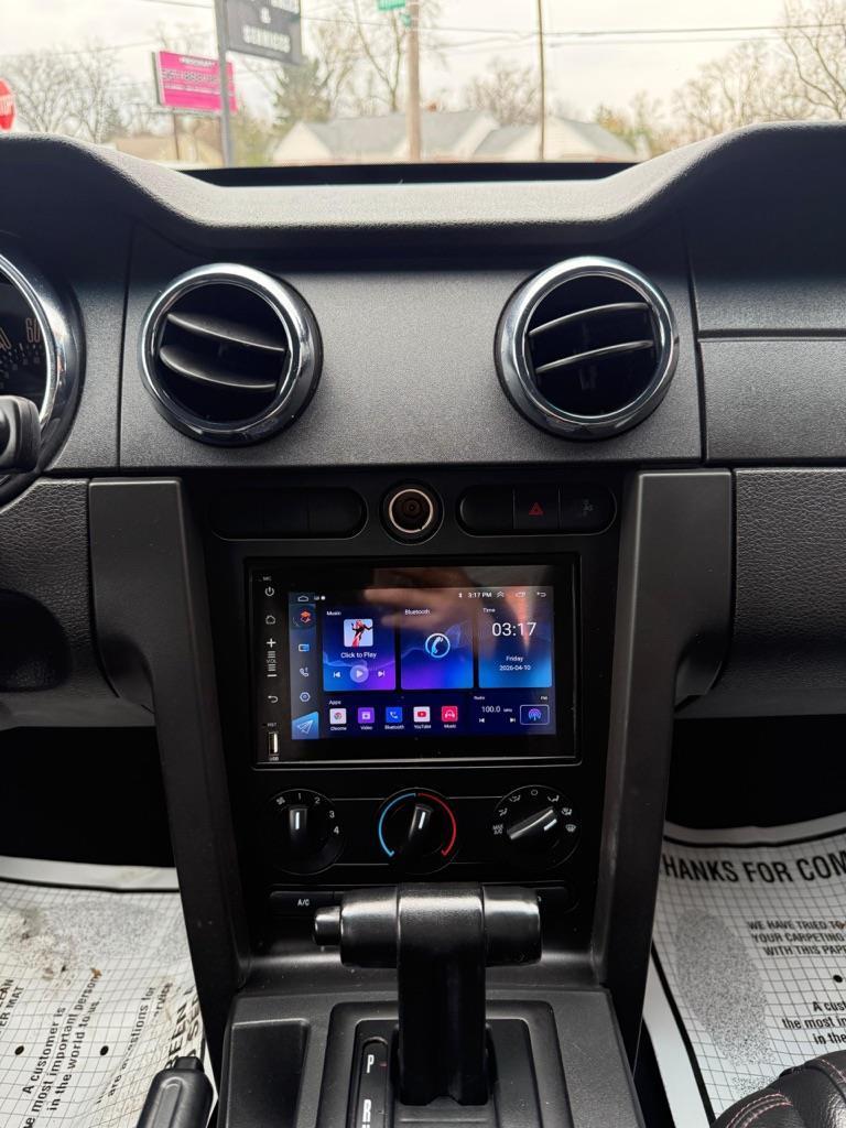 Ford Mustang V6 Premium Coupe 2008