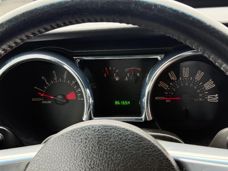 Ford Mustang V6 Premium Coupe 2008